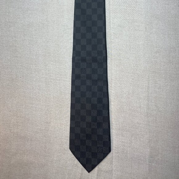 Louis Vuitton iconic 2010's Damier Graphite Silk Tie - Picture 4 of 4